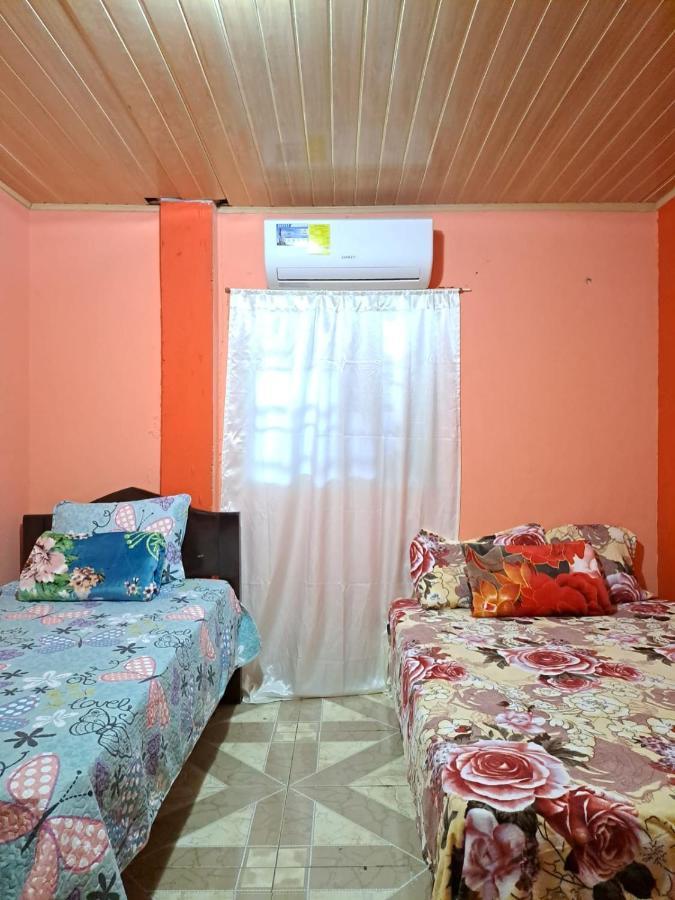 Hostal Familiar Noemi David Ngoại thất bức ảnh